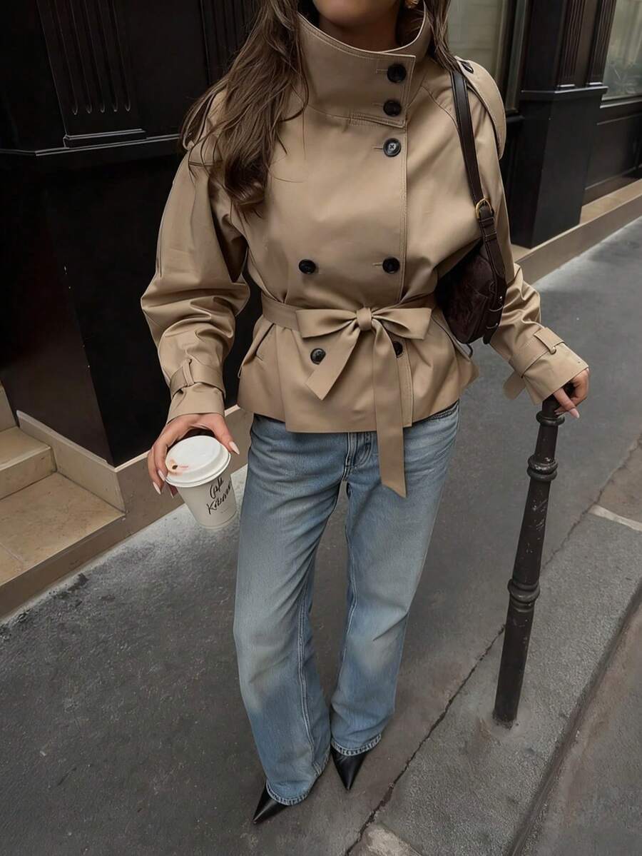 Elio Closet 女士宽松短款高领休闲风衣，卡其色系带长款防风外套，复古夹克，适合办公室穿着、冬季外套、圣诞节和新年穿着 - 卡其色 - 查看 1