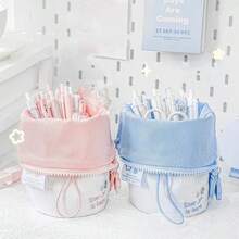 Túi đựng bút chì màu hồng hình trái tim dành cho học sinh, dung tích lớn, kiểu dáng dọc, có dây rút. - Kiểu 1 - Xem 10