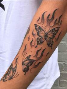 1张持久7-14天的草本临时纹身贴纸，哥特风格抽象火焰与蝴蝶图案，防水个性化酷炫纹身贴纸，适合人群使用 - 黑色 - 查看 3