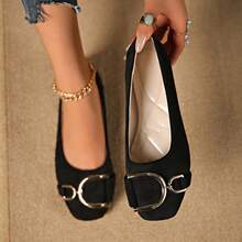 1双纯色时尚平底方头女鞋，适合办公室、居家、户外、健身房、派对、婚礼、海滩等各种场合，四季皆宜。 - 黑色 - 查看 10