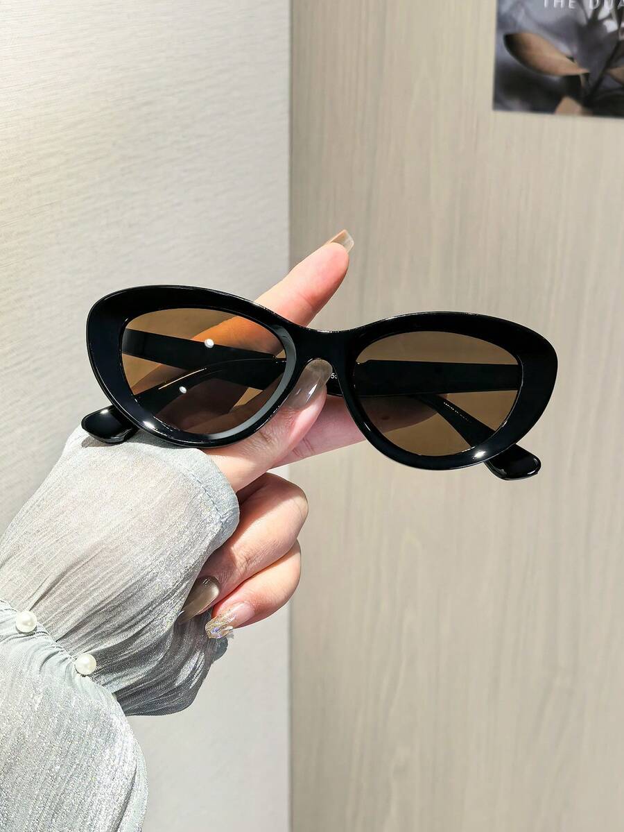 1 PC Women's Vintage Cat Eye Fashion Glasses Solid Color Polycarbonate Frame Tea And Gray Lenses Wear Without Pressure Suitable For Outdoor Commute With Glasses Box - Multicolor - View 1