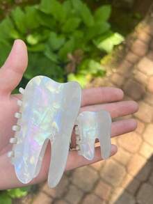 2 Stück zahnförmige Haarklammern aus Acetat, geeignet für Frauen und Mädchen, können als Geschenk für Zahnärzte, Assistenten und Dentalfachkräfte verwendet werden. Das Design ist exquisit und niedlich, aus Acetatfaser gefertigt, geeignet für Bräute zum Tragen und eine ideale Wahl für Brautjungfern als Sommerhaar-Accessoires, Strandklammern, Urlaubsklammern, Reise - Verschiedenfarbig - Übersicht 2