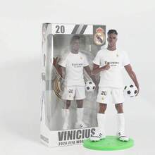 FIFA 2026 Figurine de la Coupe du Monde de Football, Décoration de bureau sur le thème du terrain de football, Cadeau de fête, Cadeau d'anniversaire, Maillot d'équipe, Poupée de football bébé de dessin animé, Léger, Durable, Résistant aux rayures, Convient pour le jour du match, la prise de photo, les déplacements, les voyages, la maison, le bureau, l'entrée, la collection de fans de sport, Cadeau pour les fans de football - Multicolore - Voir 7
