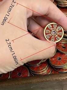 Amuleto Feng Shui rosso e oro - Talismano protettivo per il successo in casa e al lavoro, design circolare, adatto per casalinghe, uso in ufficio, portare fortuna, energia positiva, protezione spirituale - Visualizzare 3