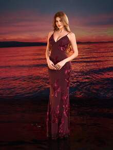 Đầm dạ hội dài maxi màu đỏ tía gợi cảm dành cho nữ, cổ chữ V sâu, thêu hoa và hở lưng. - Màu Đỏ Sâu - Xem 3