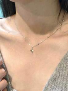 1件优雅不对称星形吊坠项链，简约独特设计锁骨链，适合女性日常佩戴、通勤、约会、度假等场合。 - 彩色 - 查看 1