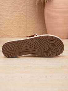 女士搭扣设计休闲百搭平底鞋，适合海滩度假、旅行、日常穿着、办公通勤。 - 駝色 - 查看 9