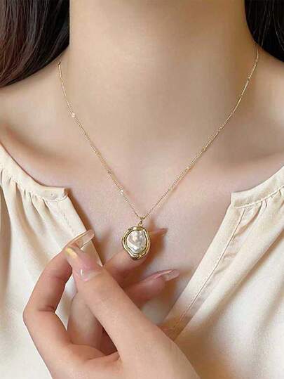 1pc Elegant French Baroque Style Faux Pearl Pendant Necklace, Vintage Minimalist Fashion Jewelry For Women's Daily And Party Wear