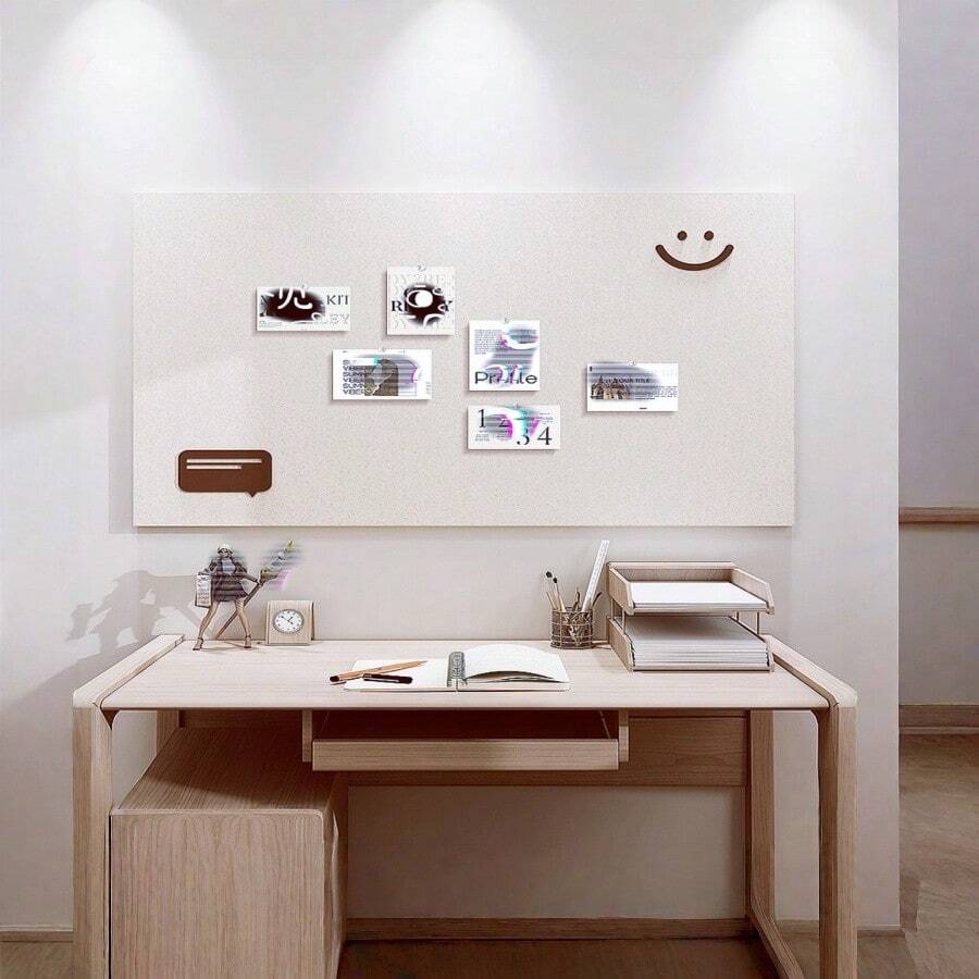 Panel de pared acústico autoadhesivo de fieltro de 40x80cm con cara sonriente - Tablero de anuncios, exhibición de fotos y pizarra de mensajes multifuncional para el hogar, la oficina y el aula - Diseño minimalista escandinavo - A - Ver 1