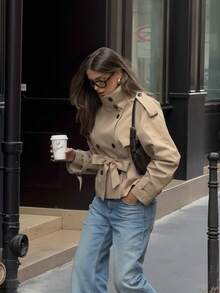 Elio Closet 女士宽松短款高领休闲风衣，卡其色系带长款防风外套，复古夹克，适合办公室穿着、冬季外套、圣诞节和新年穿着 - 卡其色 - 查看 3