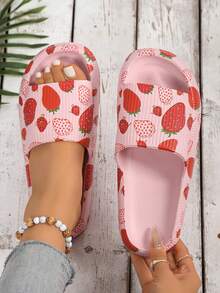 New Women's Home Slippers Featuring A Cute Strawberry Print. Made From Soft EVA Material, The Soles Are Slip-Resistant, And They Provide A Silent Feel, Making Them Perfect For Indoor Home Use And Casual Daily Wear. - Hồng - Xem 1