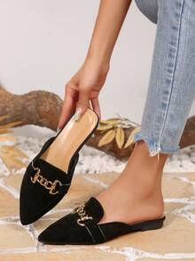 Zapatos de mujer de punta afilada en color negro, mocasines de ante con hebilla metálica decorativa, diseño versátil sin talón tipo mula para todas las estaciones - Negro - Ver 2