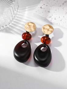New Fashionable Exaggerated Acrylic Earrings, Elegant Hollow Round Pendant Earrings, Niche Design - Multicolor - View 13