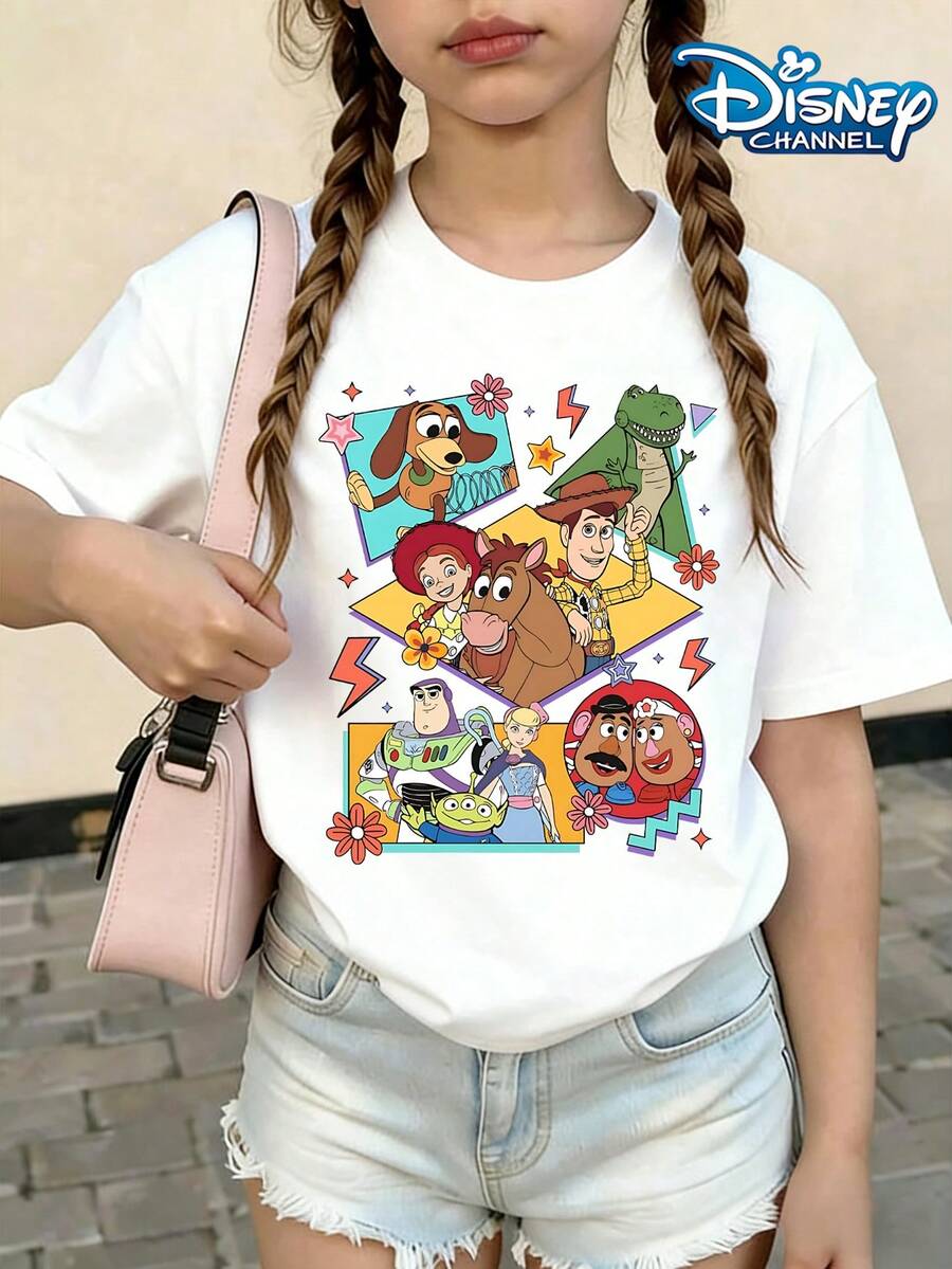 Disney Toy Story's Spring Dog, Buzz Lightyear, Woody And Other Characters Are Full Of Childlike Fun, With Bright And Lively Colors Print Pattern Summer Tops,Short-Sleeved Casual And Cute Style  Children's Clothing Design, Girl Clothes For Kids ,Ropa Para Niños,Girl Clothes For Kids,Graphic Tee, Summer Clothes,Perfect For Cool Girls. Comfortable And Breathable Children's Short-Sleeved T-Shirt. Comfortable And Casual Wear All Year Round 180g Pure Cotton Children's Clothes,Comfortable & Lightweight, Iconic Print For Mix-And-Match Outfits,Suitable For Both Boys And Girls. - 白色 - 查看 1