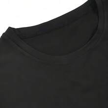 T-Shirt With Skeleton Graphic - Vintage Style - Black - View 10