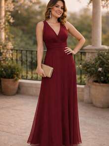 Bridesmaid Dress Two Ways To Wear Closed Or V-Neck - Redwood - View 3