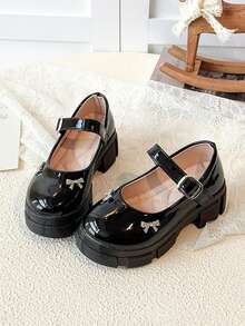 Giày Mary Jane đế dày kiểu mới bằng da cho bé gái, gót chunky, đính đá hình bướm, kiểu dáng dịu dàng và ngọt ngào, phong cách retro, thích hợp cho mùa hè. - màu đen - Xem 3