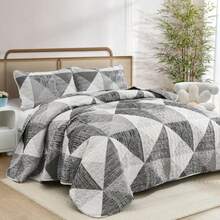 Quilt Queen Size Grey 3 Pieces Patchwork Bedspread Bedding for Queen Size Bed Soft Lightweight Microfiber Geometric Coverlet Set for All Season Quilt with 2 Pillowcases - Gris - Ver 1