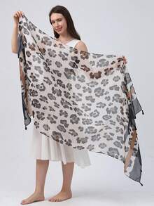 1pc Elegant Women's Leopard Print Scarf/Shawl, Fashionable Tassel Design Versatile Headscarf, Suitable For Vacation, Party, Travel, Matching Dresses And Daily Wear - Black Beige - View 3