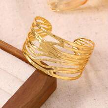 Women's Irregular Geometric 304 Stainless Steel Cuff Bracelet, Gold Adjustable Wave Statement Jewelry - Vòng tay vàng hở - Xem 3