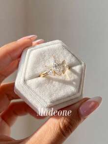 MADEONE 1枚925纯银三马眼戒指，优雅欧式女士戒指，精致独特，适合舞会、聚会和派对等场合，是送给女性的奢华珠宝礼物。 - 金色 - 查看 4