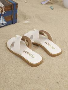 Dép lê unisex thời trang mới năm 2026, thiết kế tối giản thanh lịch, phù hợp cho mùa hè, đi biển và du lịch. - Màu be - Xem 7