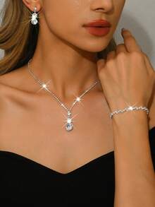 新娘闪耀首饰套装，圆形水晶吊坠项链+水滴耳环+手链，正式婚礼/毕业礼物 - 銀色 - 查看 2