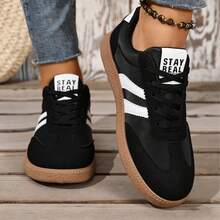 FZY Spring And Summer New Women's Sports Shoes, Lightweight And Breathable Mesh Running Shoes With Soft Soles, Featuring Shock Absorption And Anti-Slip Properties, Durable And Wear-Resistant, Suitable For Outdoor Running. Suitable For Female Students, Office Workers, Fitness Enthusiasts, Shoppers And Casual Travelers, These Shoes Are Comfortable To Wear And Do Not Cause Foot Pain. Comfortable Casual Sports Shoes, With Spacious Toe Areas That Do Not Squeeze The Feet. Suitable For Large-Sized Sports Shoes, Suitable For Daily Wear, Including Pants And Skirts. All-Weather Hiking Shoes That Do Not Deform And Are Essential For Outdoor Travel, Exercise And Fitness. Lightweight With No Fatigue In The Feet, Breathable And No Sweating. Fashionable And Practical, Multi-Functional And Diverse. With Shock Absorption Function And Comfort, Durable And Comfortable To Wear. Suitable For Practical Women's Shoes For Summer Travel. Elegant Women's Shoes For Valentine's Day. - màu đen - Xem 6