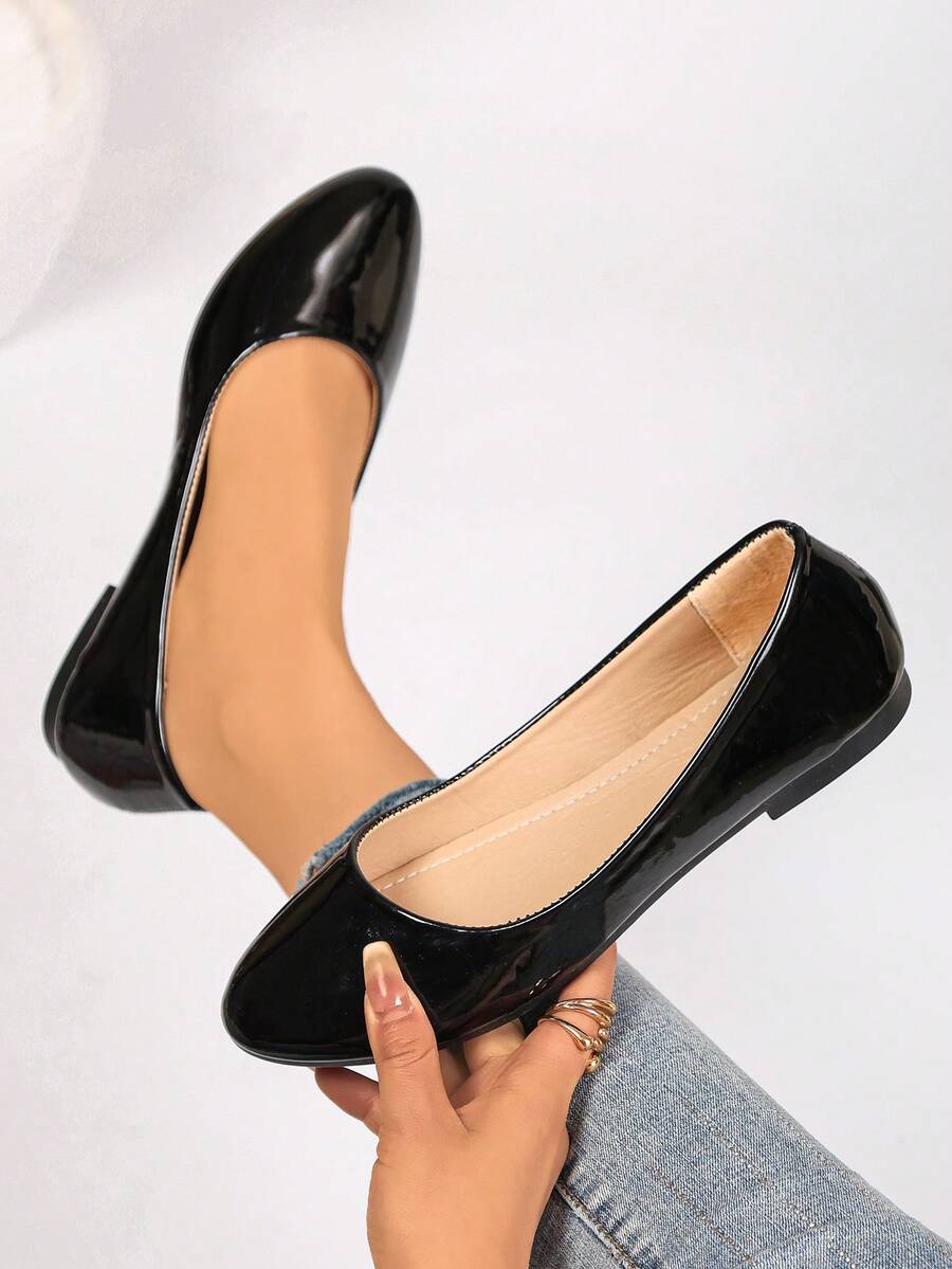 Giày nữ mũi nhọn bằng da bóng màu đen, giày lười đế thấp thoải mái, thích hợp đi làm hàng ngày. - màu đen - Xem 1