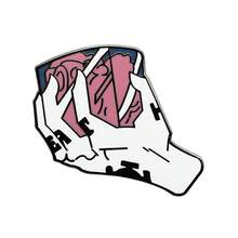 Trafalgar Law Manga-Themed Enamel Brooch Metal Badge Accessory That Captures The Heart - màu đen - Xem 5