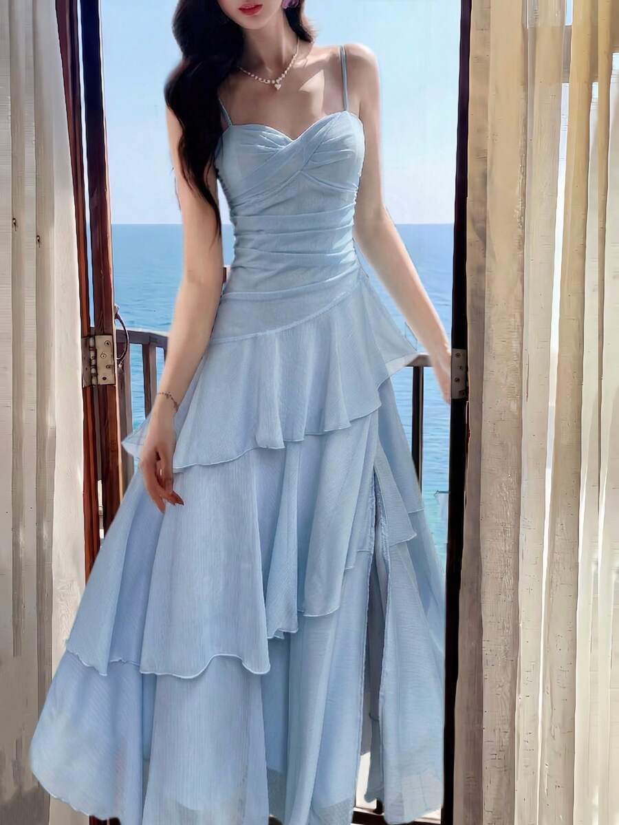 Đầm hai dây xếp ly bất đối xứng thanh lịch, thời trang đa năng, phù hợp cho phái nữ, thiết kế hai dây mảnh tối giản, thích hợp cho tiệc tùng, dạ hội, buổi tối, sinh nhật, đám cưới, tựu trường và các dịp khác, kiểu dáng trang nhã và ôm sát cơ thể, thích hợp cho mùa hè.
