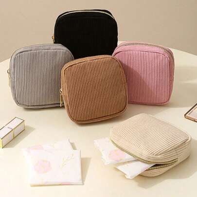 1 túi đựng băng vệ sinh nhiều màu, túi đựng băng vệ sinh màu hồng, túi đựng di động, dung tích lớn, kiểu dáng tối giản, dùng để đựng băng vệ sinh, tampon và tampon. Cần thiết cho các bạn gái, cần thiết khi đi chơi, túi đựng mỹ phẩm kẻ sọc, đồ dùng du lịch và học tập, túi đựng mỹ phẩm cần thiết cho du lịch, túi đựng mỹ phẩm cần thiết cho kỳ nghỉ.