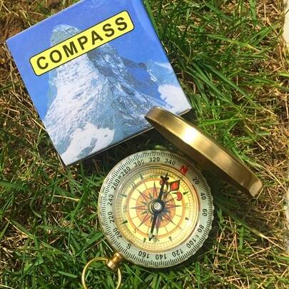 1pc Pure Copper Pocket Compass, Waterproof, Luminous Dial - Battery-Free Outdoor Navigation Tool, With Rotatable Bezel And Protective Cover, Suitable For Mountaineering And Camping, Portable Outdoor Camping Compass Tool, Perfect For Outdoor Adventure, Hiking And Trekking, Luminous Function, Outdoor Navigation | Luxury Outdoor Gear | Polished Surface, Camping Accessories - Essential Nighttime Adventure Tool, No Power Required, Outdoor Gift, Camping Gift, Unique Gentleman Gift