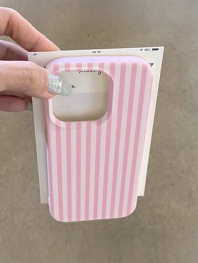 1pc Pink Striped Pattern, Large Hole Leather Texture Pink Shockproof Phone Protective Case, TPU Material, Suitable As Holiday Gift, Compatible With Apple IPhone Xs/Xsmax/Xr/11 12 13 14 15 16pro/Promax/14 15 16plus/17, Unisex