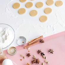 2 piezas de Esterilla de Horneado Transpirable Hecha de Silicona, Ideal para Masa Hojaldre y Malla Antiadherente para Hornear - Ver 5