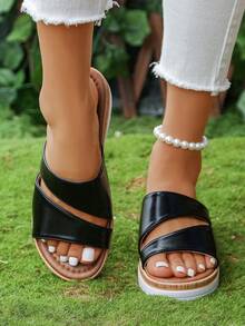 2026新款女士凉鞋，夏季新款厚底坡跟凉鞋，女士交叉绑带沙滩凉鞋，透气平底设计，夏季休闲度假必备，宽楦设计 - 黑色 - 查看 3