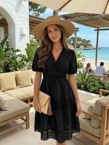 2026夏季度假优雅白色蕾丝刺绣V领收腰连衣裙，镂空沙滩裙，修身剪裁，适合旅行、约会，刺绣迷你白色连衣裙 黑色 - 黑色 - 查看 5