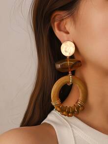 New Fashionable Exaggerated Acrylic Earrings, Elegant Hollow Round Pendant Earrings, Niche Design - Multicolor - View 12