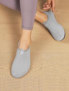 女士轻便透气舞蹈鞋，防滑赤足袜，适合普拉提、健身和居家穿着 - 灰色 - 查看 2