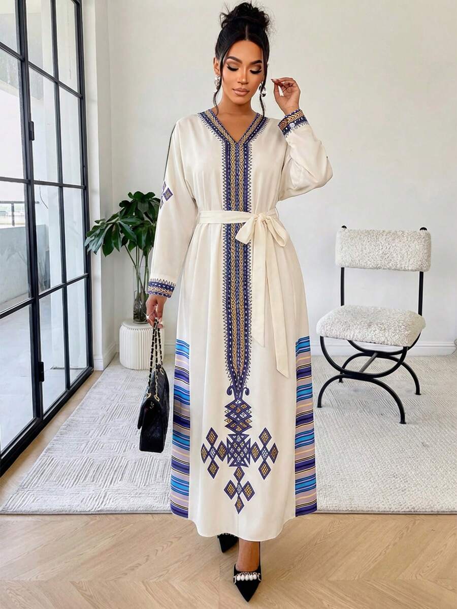 AIJ Đầm dài tay cánh dơi cổ chữ V tay dài thắt nút hiệu Amarilo dành cho nữ, chất liệu vải dệt không co giãn, thêu truyền thống, màu trắng (mẫu ngẫu nhiên) - Màu be - Xem 1