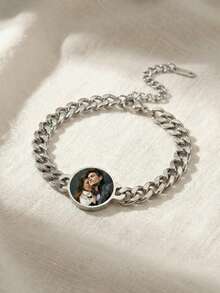 1 Stück personalisiertes Paar-Foto-Armband, Edelstahlkette mit lasergravierten Augen-Foto, gravierter Foto-Schmuck als Geschenk geeignet für Freund, Jahrestags-/Valentinstags-Geschenk, silbernes modisches, minimalistisches Lässig-Design, geeignet für Jahrestag, Geburtstag, Alltag, Party, Muttertag, Valentinstag, Abschluss, Hochzeit, ideales Geschenk für sie, ihn, Freund, Freundin, Vater, Mutter, Familie, Freunde - Farbiges UV-Rundetikett – mehrfarbig - Übersicht 4