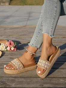 Sandal Selop Wanita Anyaman dengan Dekorasi Rhinestone dan Sol Tebal, Sandal Selop Musim Panas Nyaman dengan Sol Tali Anyaman dan Alas Gabus Imitasi, Sandal Gaya Bohemian, Sandal Kasual - Krem - View 7