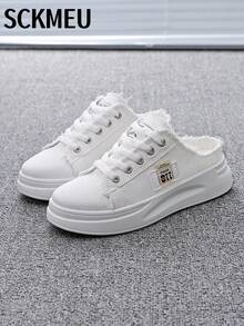 SCKMEU. Unisex Spring New Arrival Plus Size Slip-On Slippers, Lightweight Comfortable Classic Versatile - White - View 3