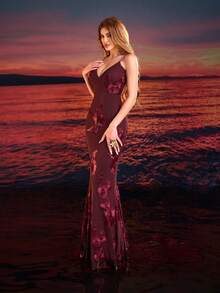 Đầm dạ hội dài maxi màu đỏ tía gợi cảm dành cho nữ, cổ chữ V sâu, thêu hoa và hở lưng. - Màu Đỏ Sâu - Xem 4