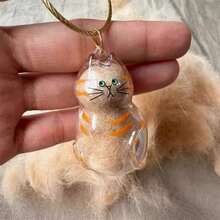 1个透明猫形宠物毛发收纳瓶，便携式猫毛保存容器，亚克力猫毛胶囊钥匙扣挂件 - 彩色 - 查看 2