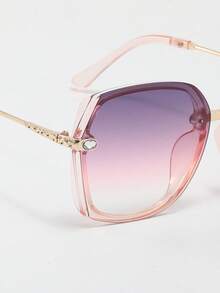 1pc Women's Square Fashion Sunglasses, UV Protection, Gradient Color, Metal Temples With Rhinestone Embellishment, Retro Style Suitable For Summer, Beach, Travel, Outfit, Vacation - Pink - View 4