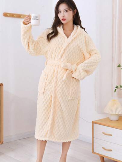 1件珊瑚绒3D云朵格子连帽浴袍，睡袍，家居服，柔软吸水