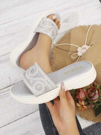女士厚底珍珠水钻镂空坡跟拖鞋，优雅波西米亚休闲沙滩度假时尚水钻坡跟凉鞋，夏季