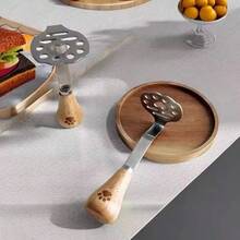 1个熊形不锈钢土豆捣碎器，立式食物压榨器，可用于捣碎鸡蛋和土豆，多功能滤勺 - 彩色 - 查看 8