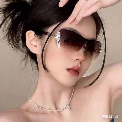 2026欧美风大框时尚眼镜，金属个性化未来主义时尚眼镜